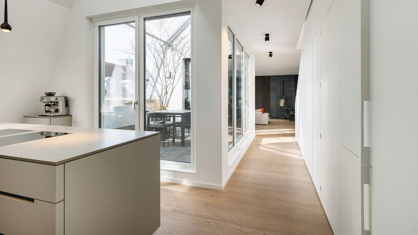 Eigentumswohnung im Bereiteranger in München mit Einbauküche & Zugang zur Loggia