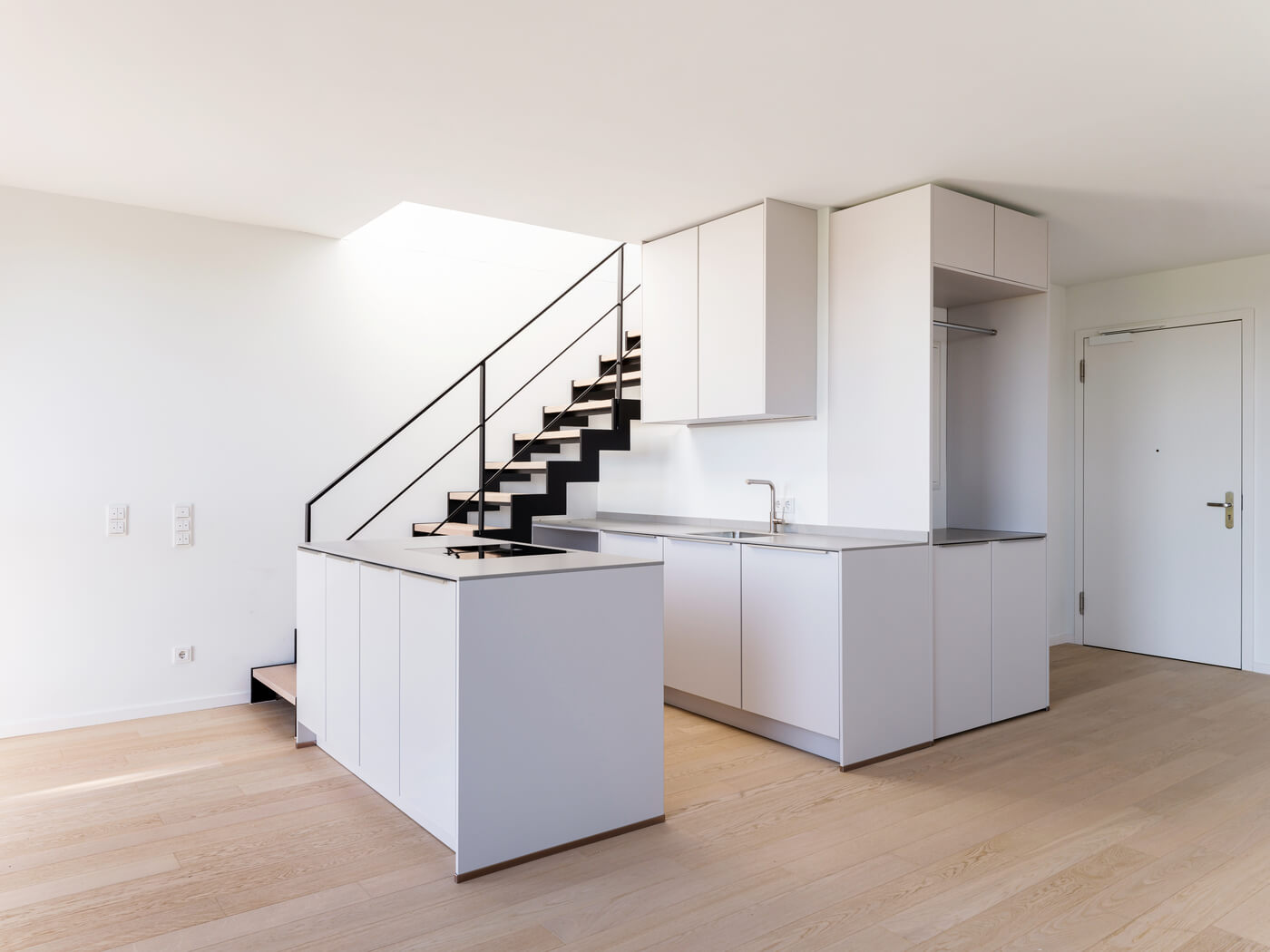 Einbauküche im Rooftop Flat RF.142 im Neubauprojekt Van B in München-Schwabing