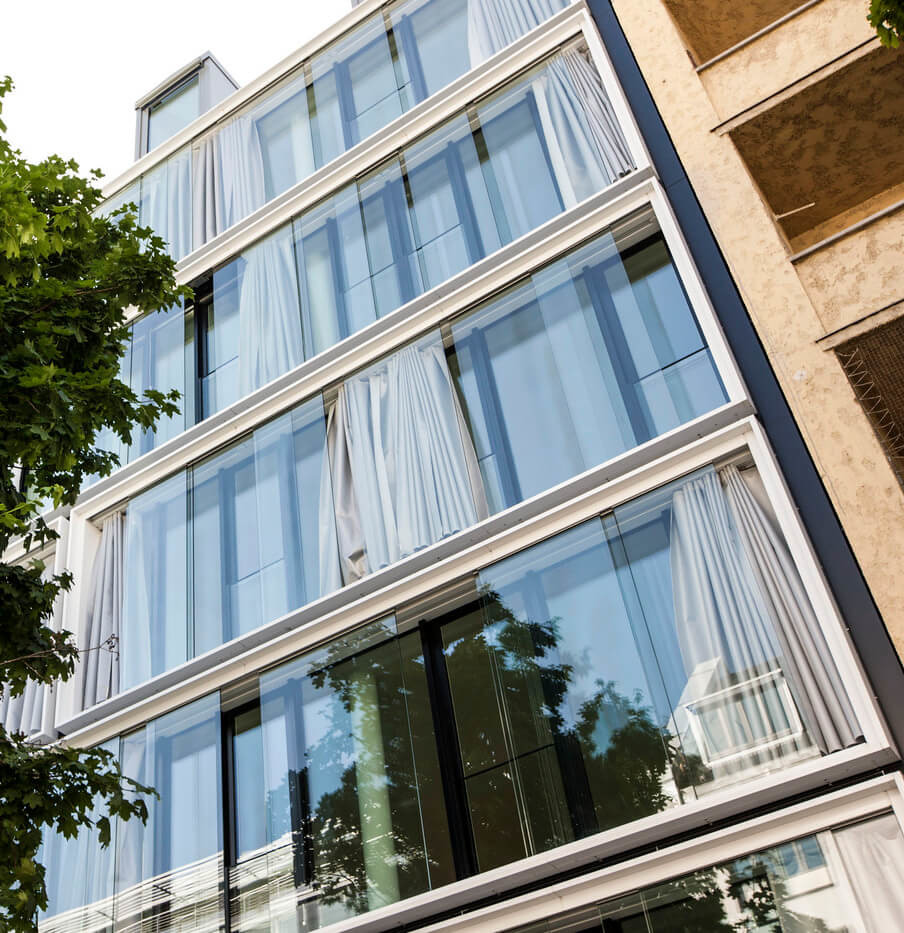 Nahaufnahme der Fassade von Wohnprojekt in der Augustenstraße