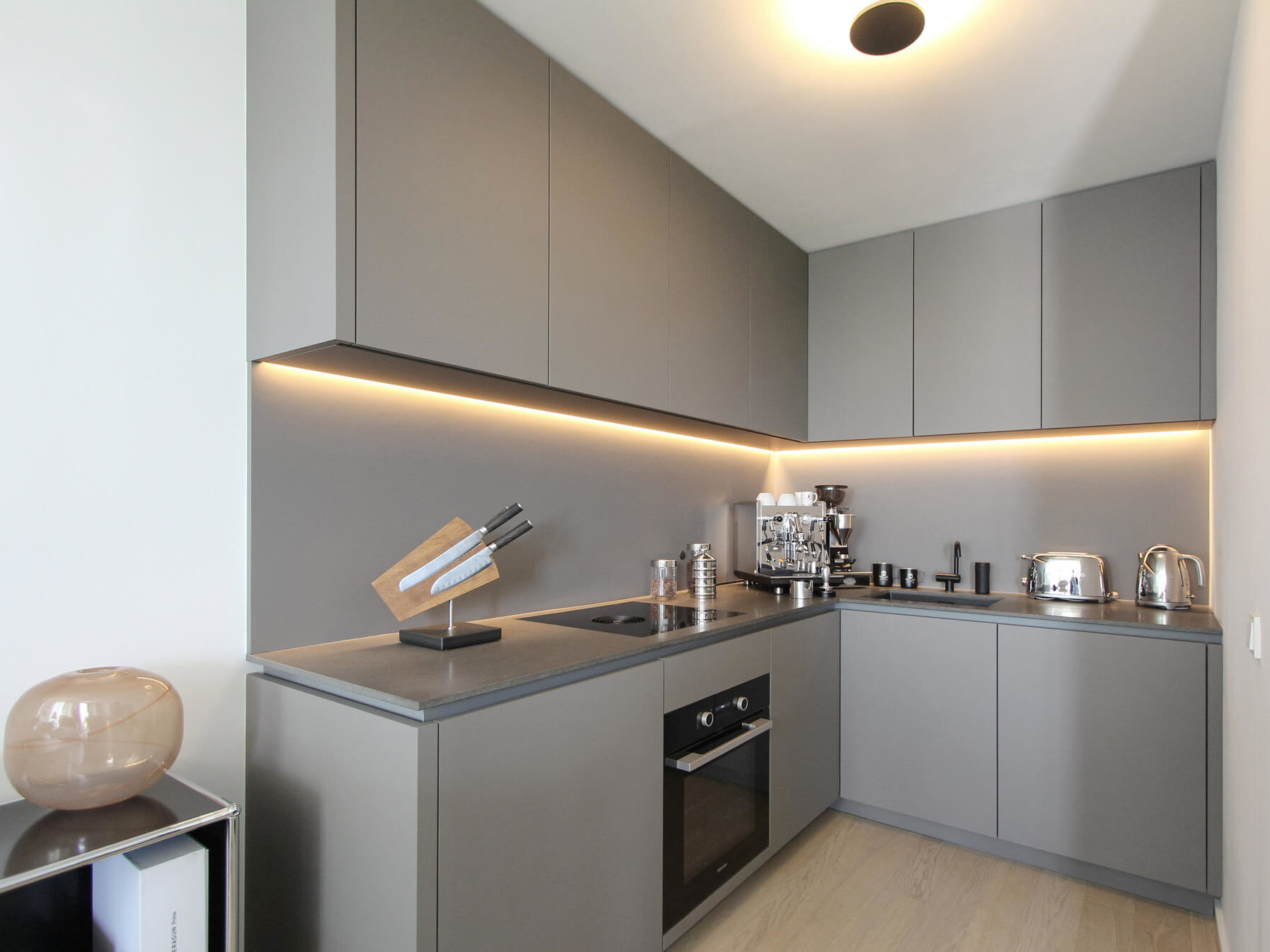Einbauküche in Wohnung F.116 im Neubau Van B, München-Schwabing