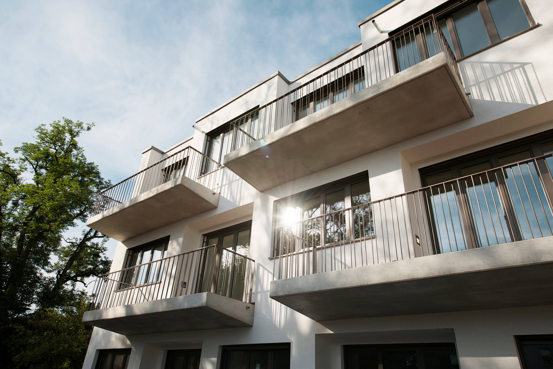 Fassadeansicht des Wohnensembles in der Sankt-Magnus-Straße 31