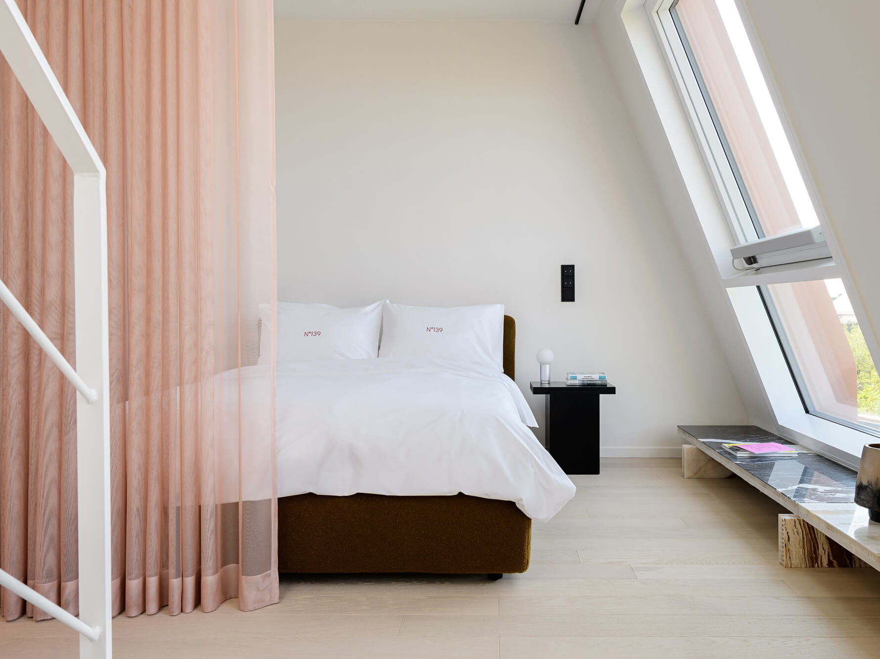 Van B Edition Patrick Batek