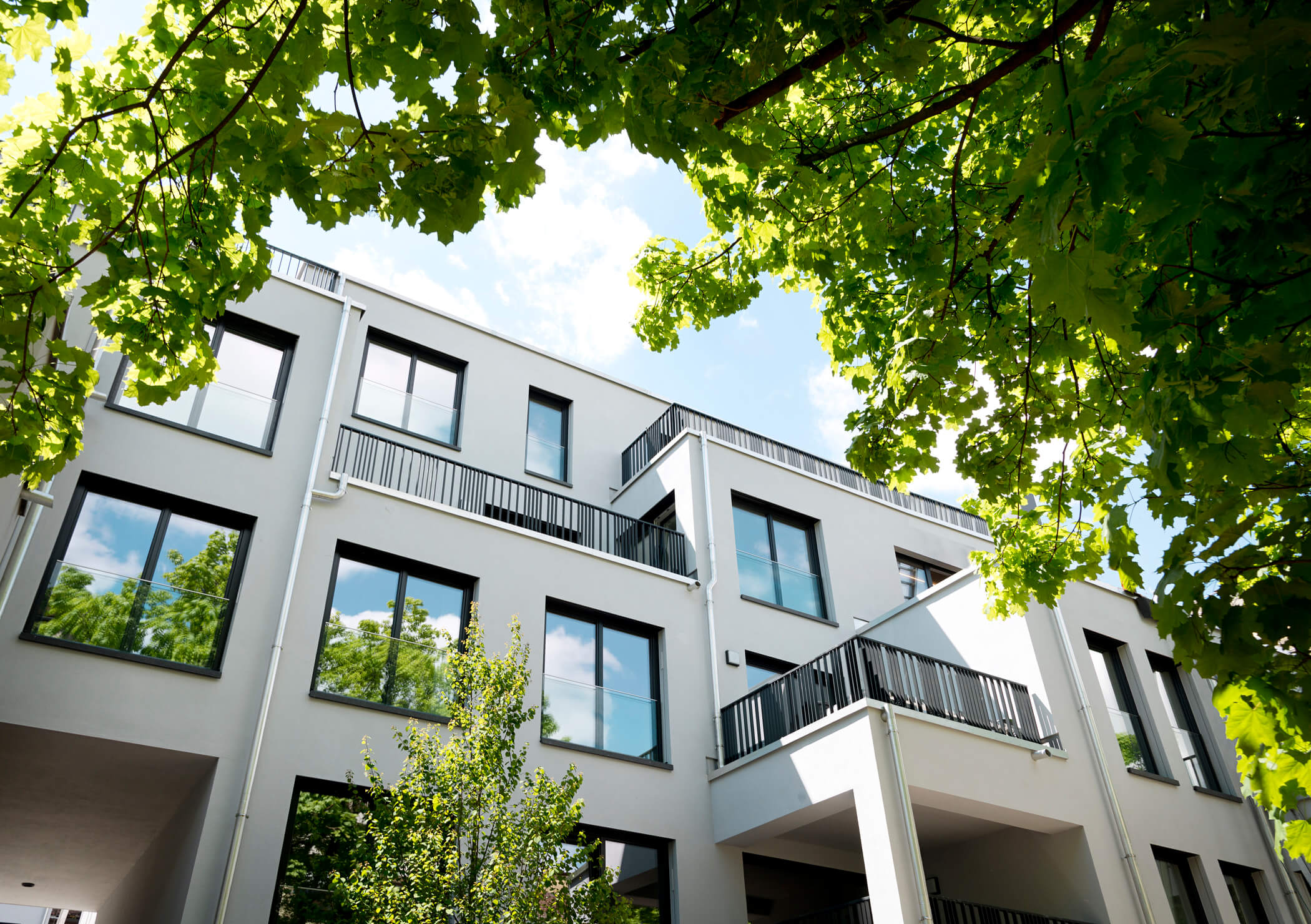 Nahaufnahme der Fassade von Wohnprojekt am Breiteranger