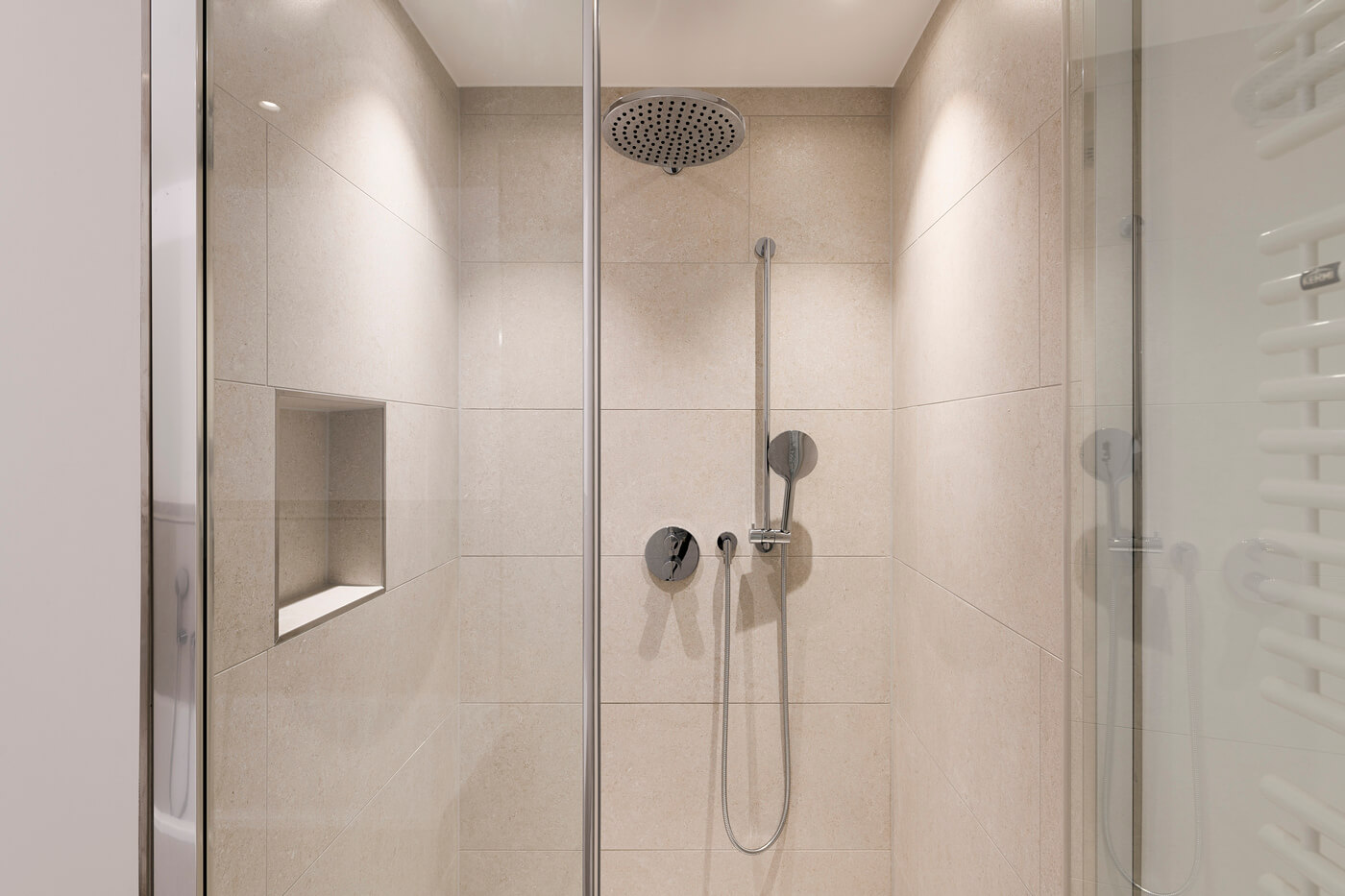 Bad der Mietwohnung im Innenhof-Ensemble Amalie in der Maxvorstadt