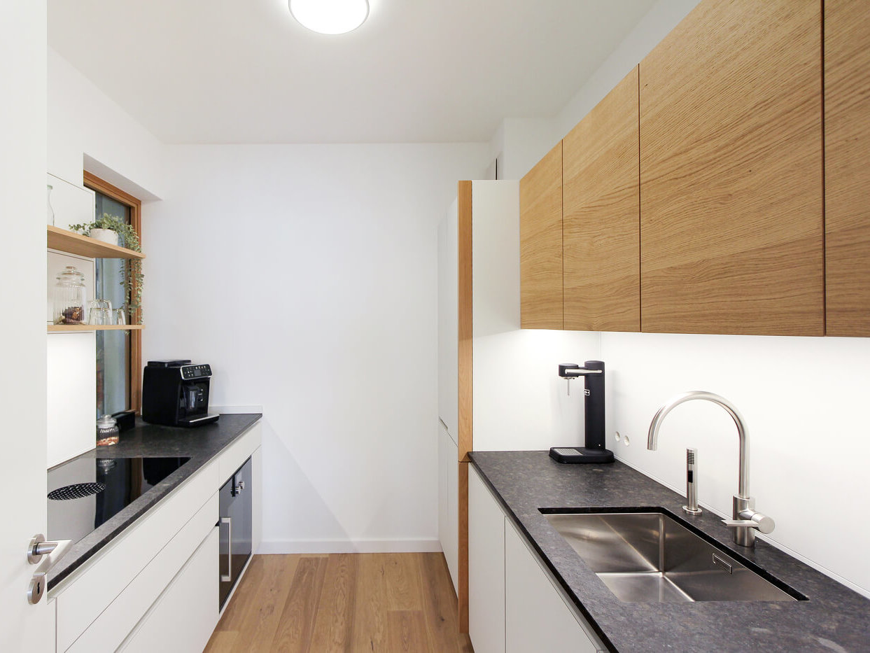 Einbauküche des Ateliera A.1.4 zur Miete in dem Neubau-Ensemble Amalie.