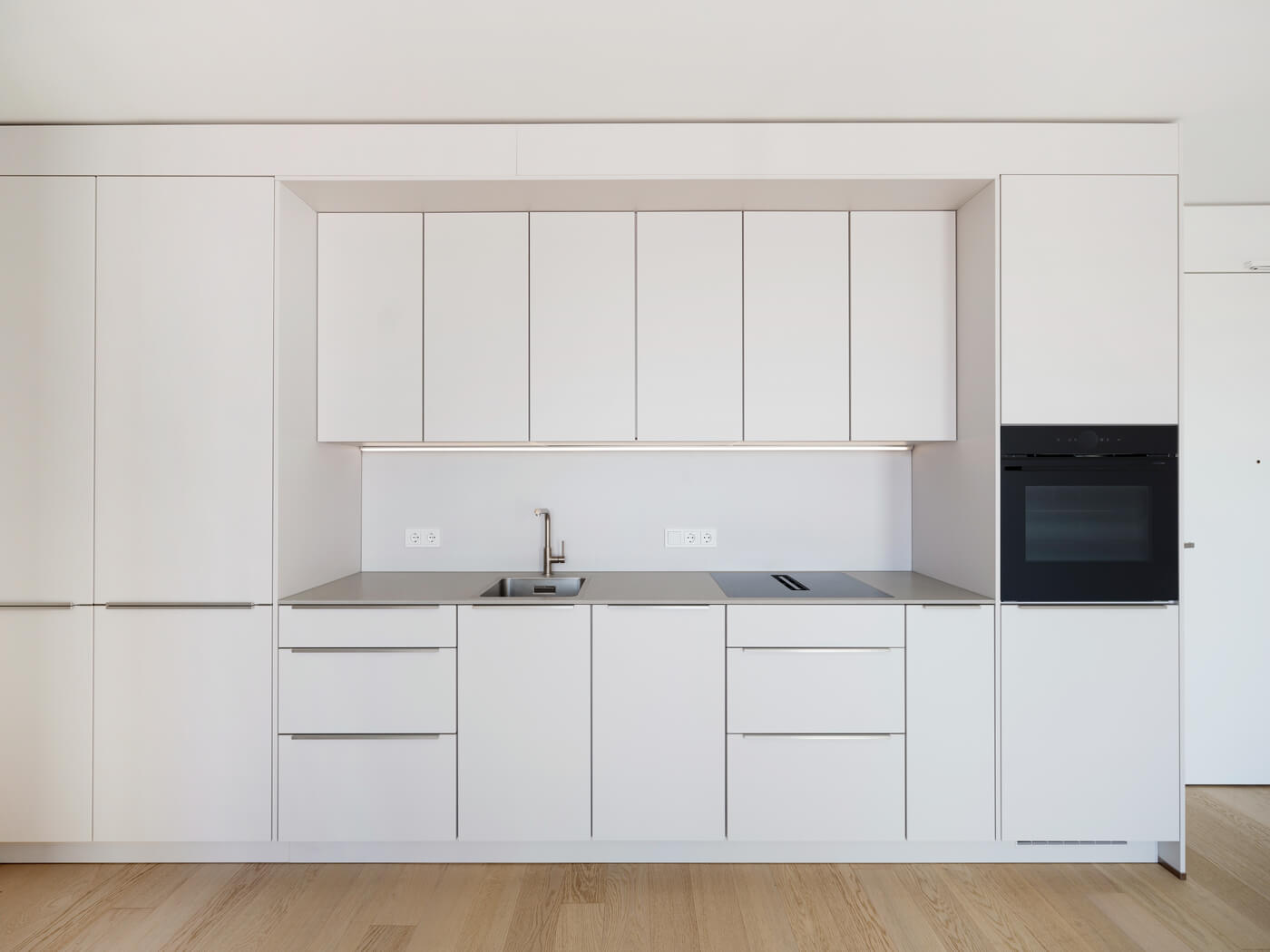 Einbauküche der Van B Mietwohnung F.117 in München-Schwabing