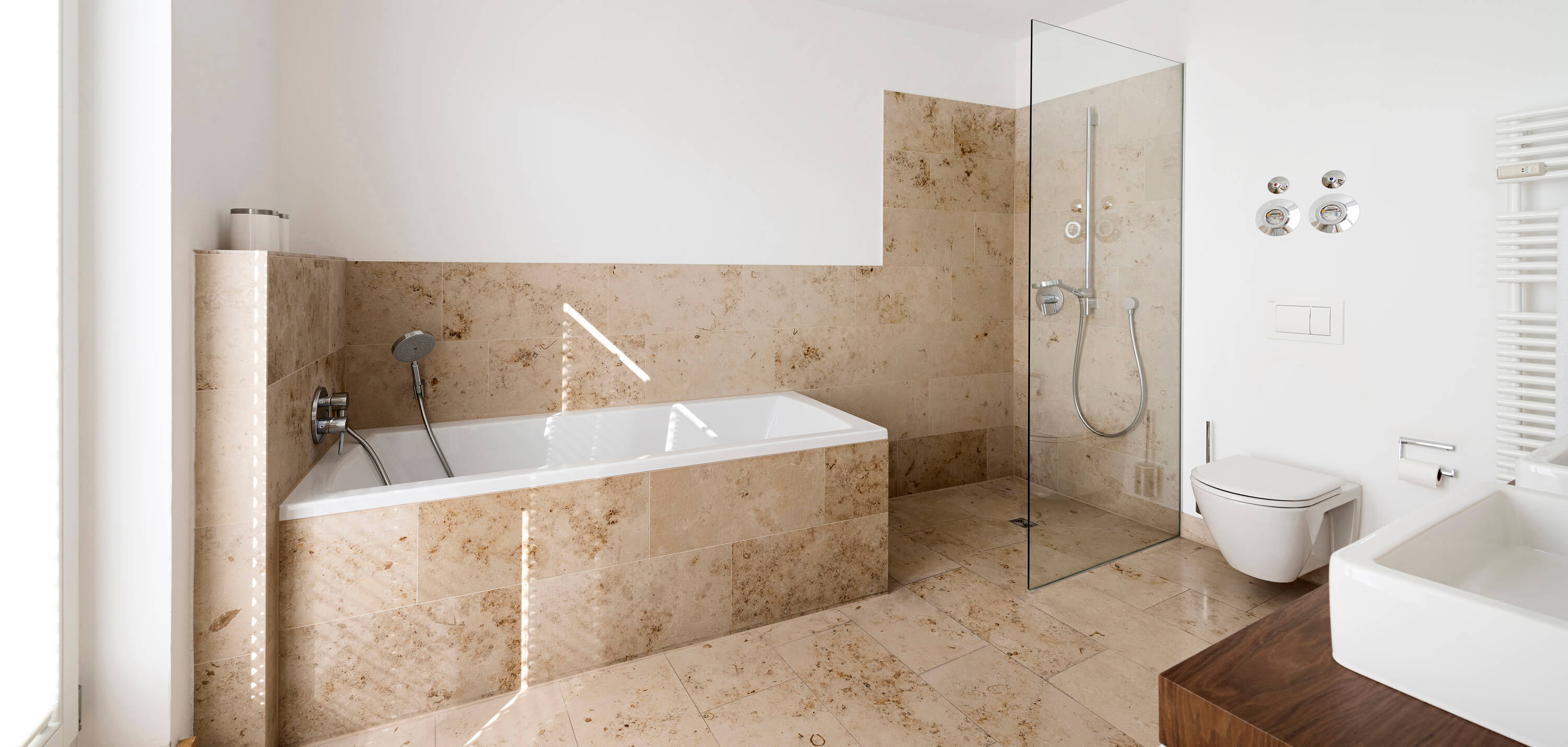 Badausstattung vom Wohnprojekt in der Erich-Kästner-Straße