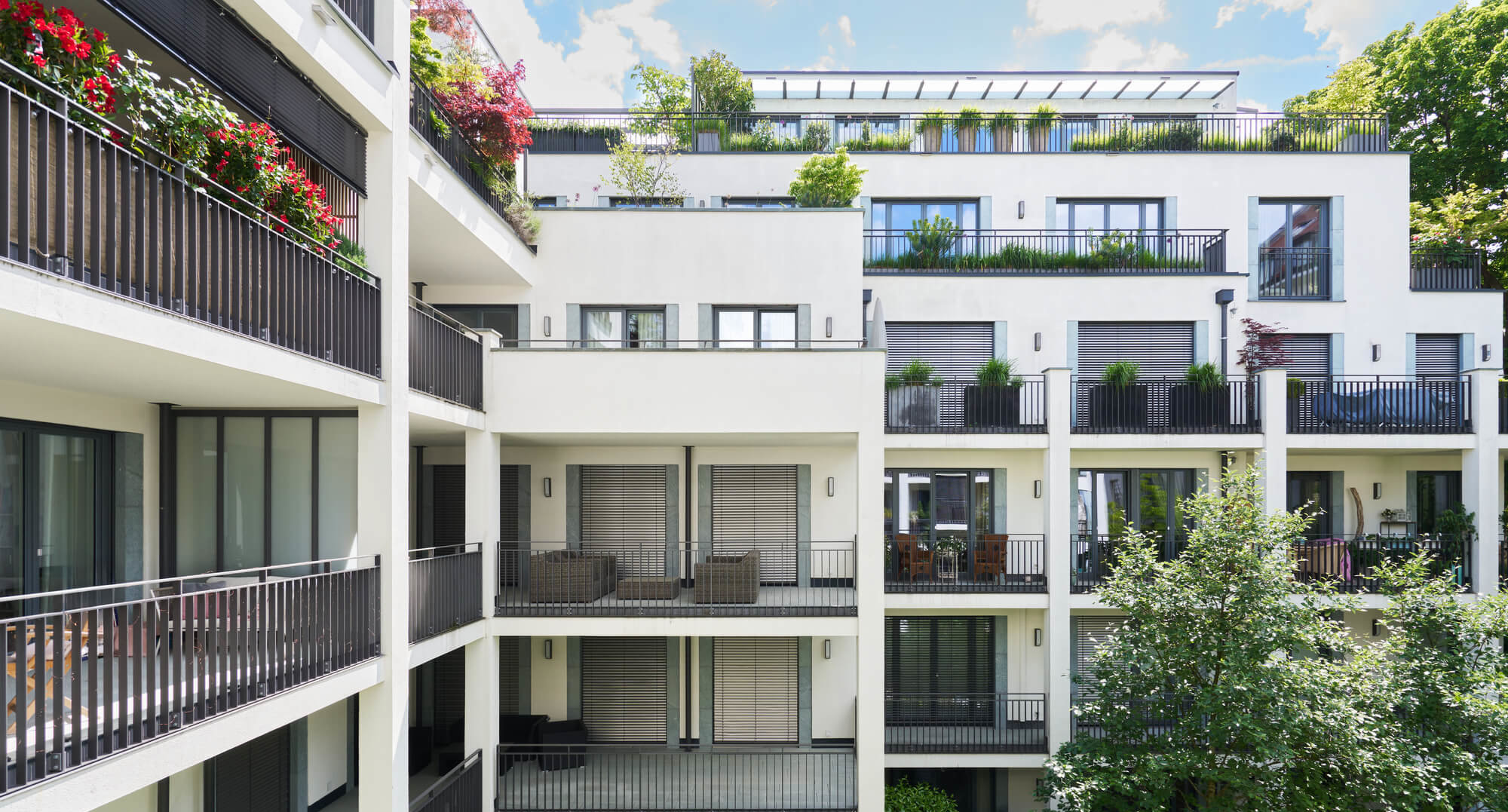 Fassade Innenhof des Wohnprojekts in der Kaulbachstraße München