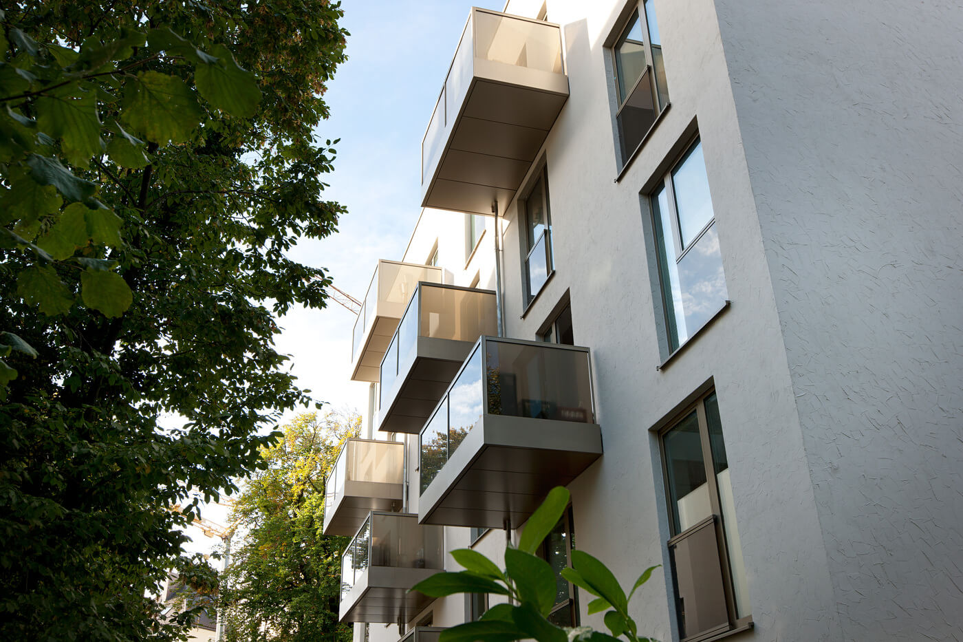 Nahaufnahme der Fassade von Wohnprojekt in der Mozartstraße